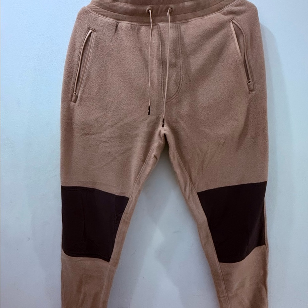 Alo Mens polar fleece jogger Gravel